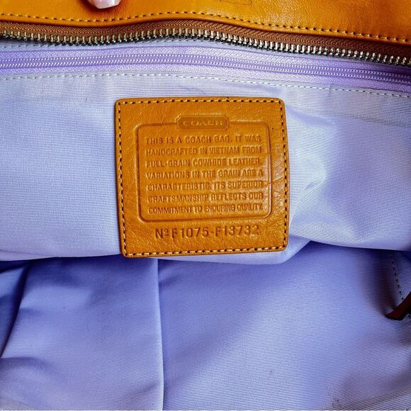 COACH Yellow Butter Fall Y2K Gallery Hampton East West Tote Shoulder Bag SoHo - Picture 12 of 12